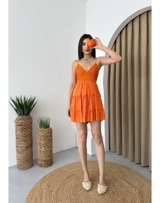 Nivel Göğsü Büzgülü Elbise