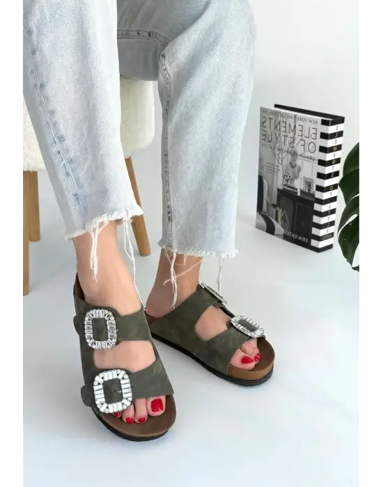Göz Alıcı Yeşil Nubuk Terlik