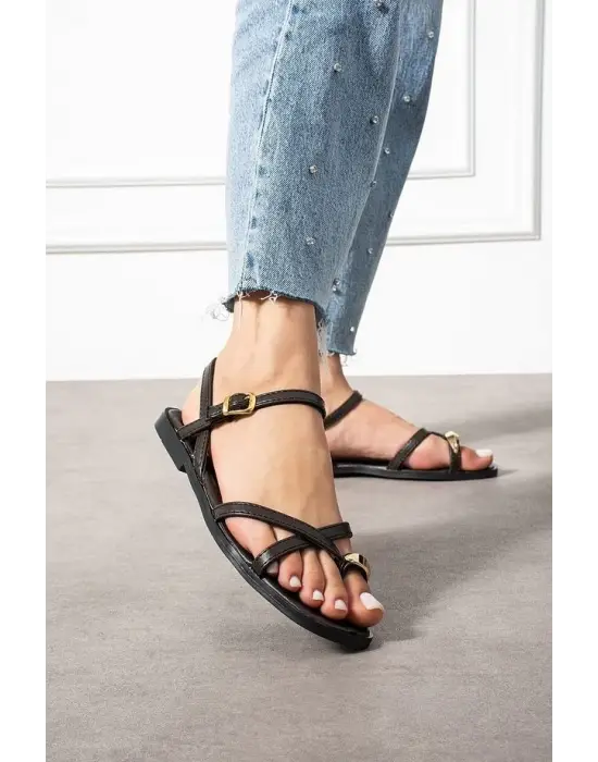 Omarı Kahverengi Kemer Detaylı Sandalet