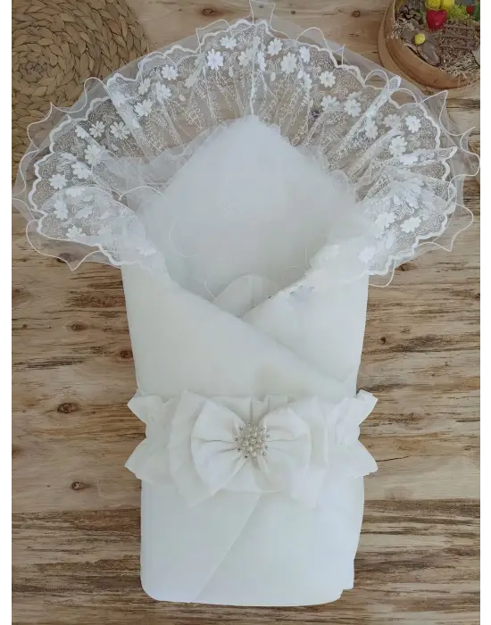 Omarı Duvaklı Trilüks Kundak Bebek Battaniyesi Ekru