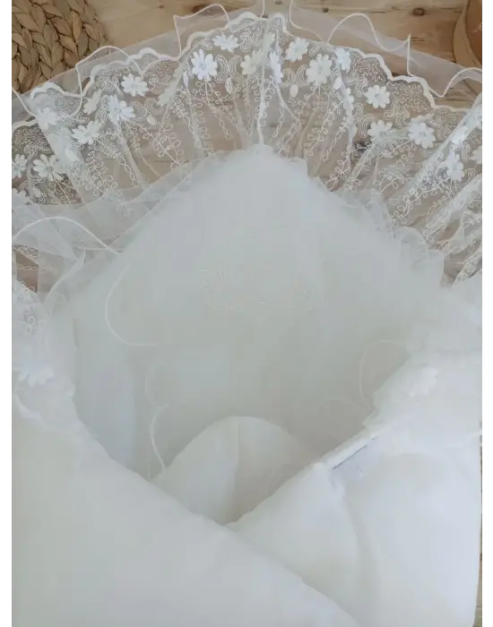 Omarı Duvaklı Trilüks Kundak Bebek Battaniyesi Ekru