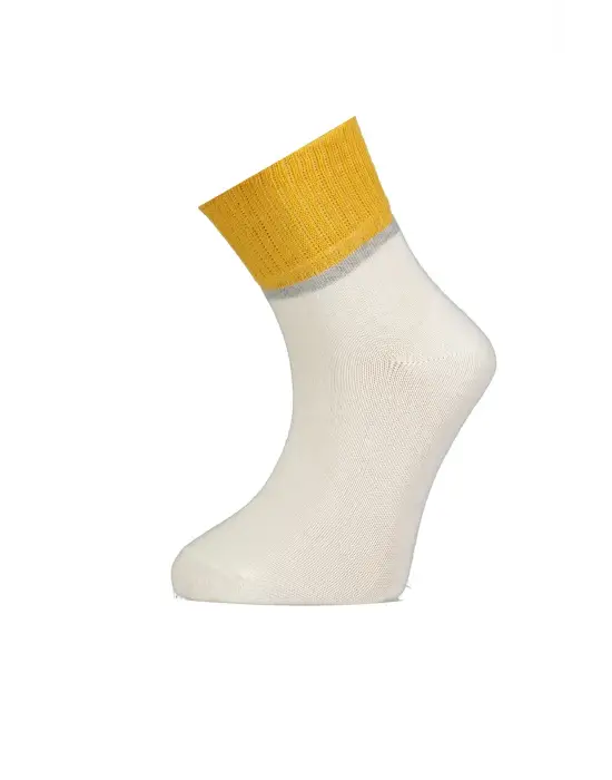 Omarı Ekru Renkli Kısa Çorap Modelleri