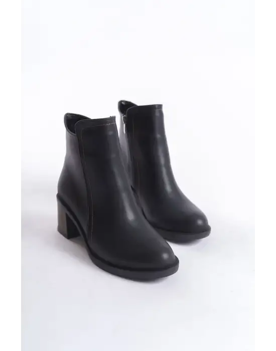 Omarı Fermuarlı Rahat Tabanlı Siyah Bayan Bot