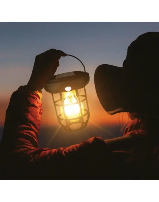 Omarı Güneş Enerjili Solar Kamp Feneri – Otomatik Şarj ve Gece Işığı, Taşınabilir LED Lamba