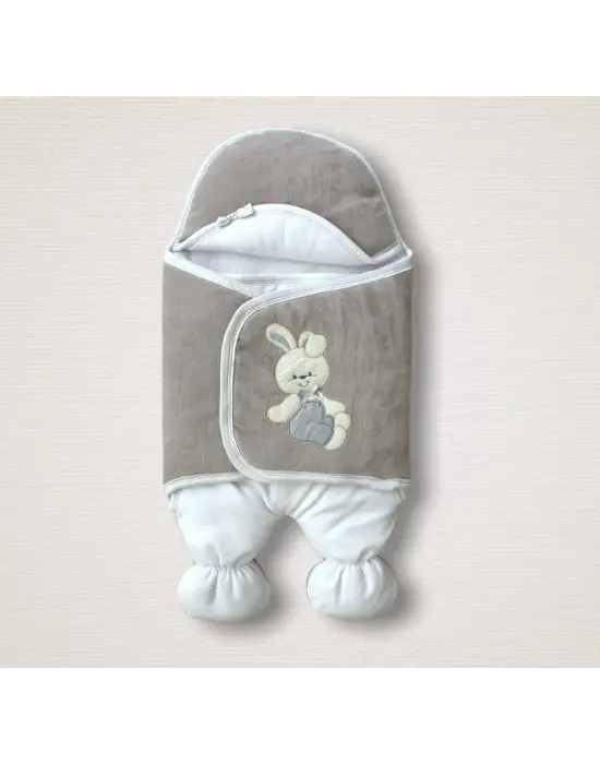 Omarı Kahverengi Yenidoğan Kumaş Ayıcık Nakışlı Kundak Battaniye