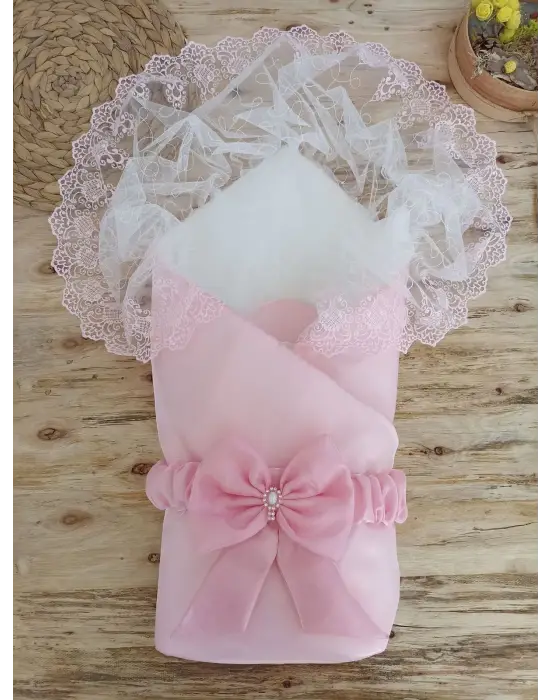 Omarı Kumru İnci Fiyonk Kristalli Bebek Battaniyesi