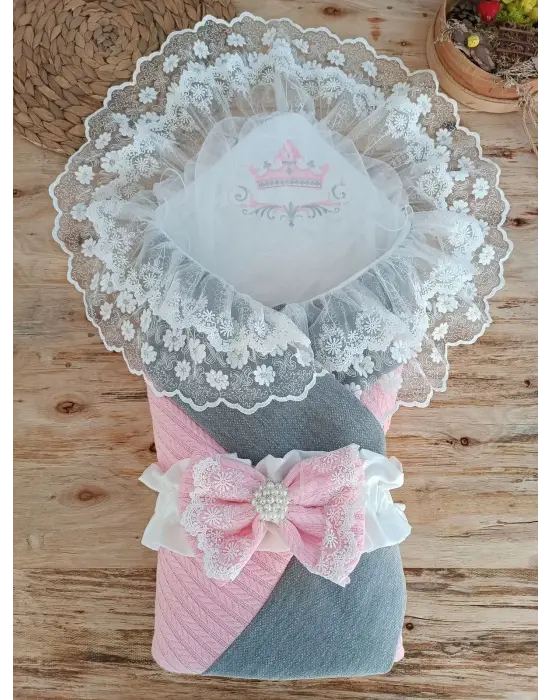 Omarı Pembe Prizma Taş Nakışlı Yenidoğan Bebek Battaniyesi