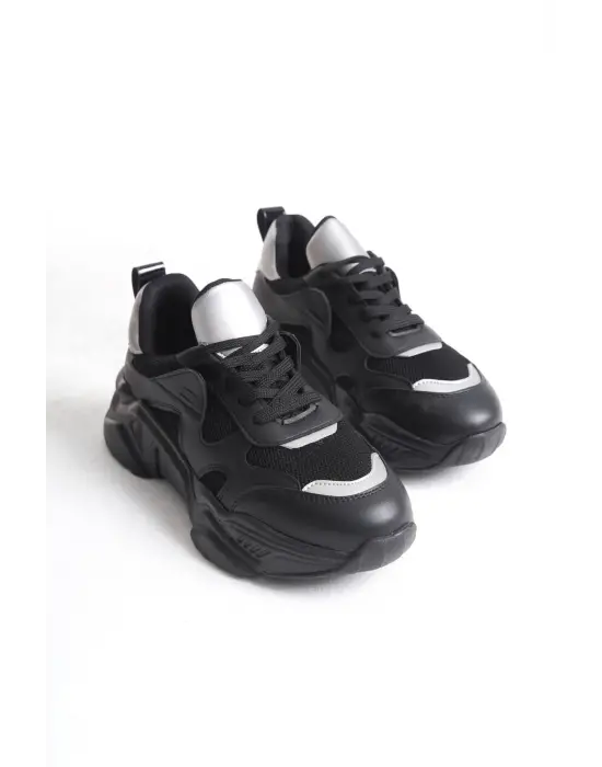 Omarı Rahat Bağcıklı Triko Detaylı Bayan Spor Ayakkabı - Siyah/Gri