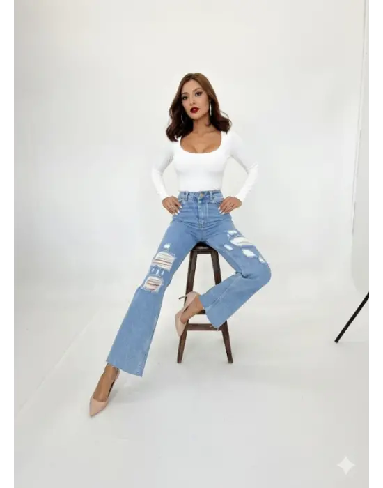 Omarı Rahat Kesim Mavi Kot Pantolon