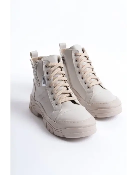 Omarı Rahat ve Şık Tabanlı Bağcıklı Bot - Krem