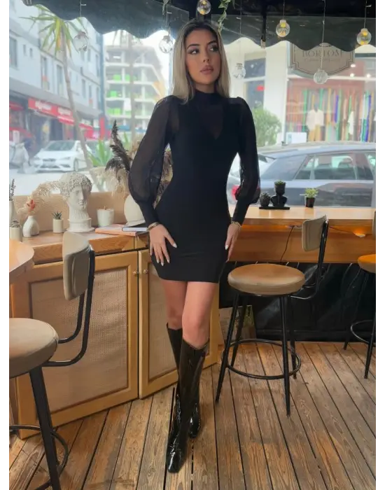 Omarı Şeffaf Detaylı Balıkçı Yaka Mini Elbise