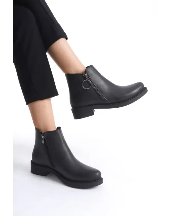 Omarı Şık Siyah Taban Topuklu Bayan Bot