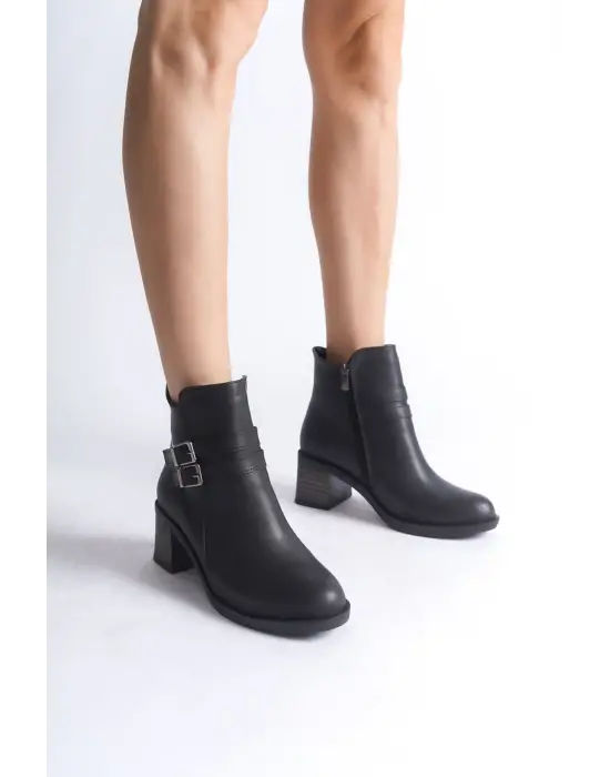 Omarı Tokalı Fermuarlı Rahat Tabanlı Bayan Bot - Siyah