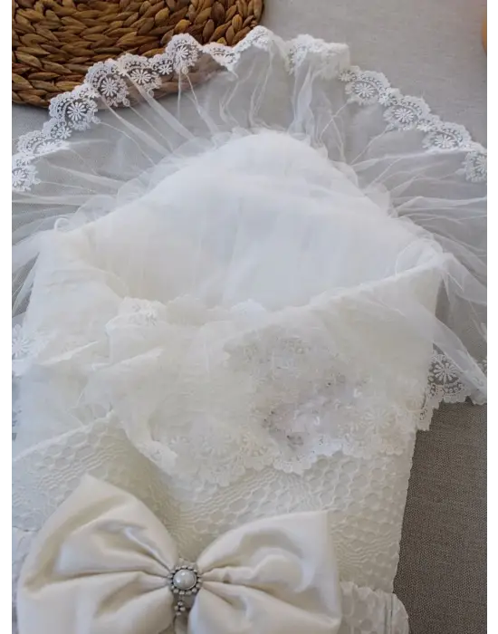 Omarı Yenidoğan Erguvan Kenarlı Kundak Battaniyesi