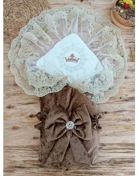 Omarı Yenidoğan İnci Fiyonklu Dantelli Bebek Battaniyesi Kahverengi