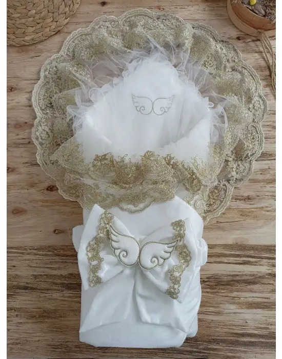 Omarı Yenidoğan Melek Kanatlı Gold Dantel Kundak Battaniyesi Ekru