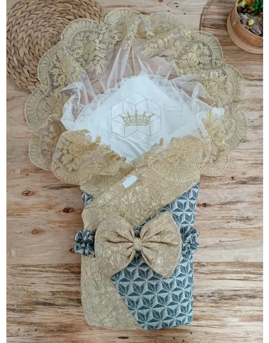 Omarı Yenidoğan Piramit Desenli Güpürlü Bebek Battaniyesi Gold Trendi