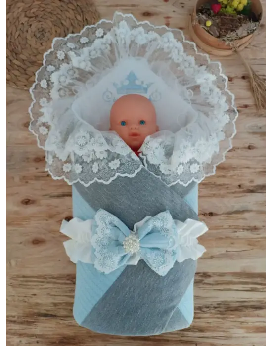 Omarı Yenidoğan Taç Nakışlı Mavi Bebek Battaniyesi