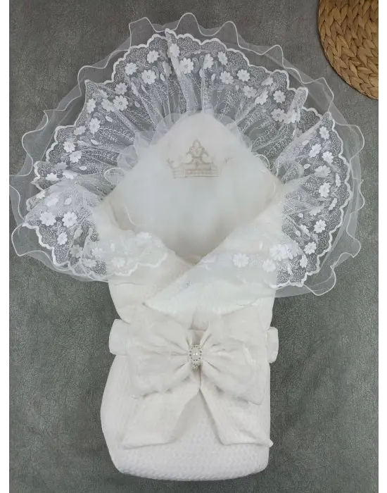 Omarı Yenidoğan Taç Nakışlı Soft Cotton Kundak Battaniyesi