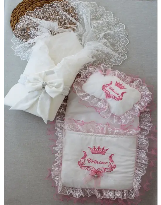 Omarı Yenidoğan Taç Nakışlı Trilüks Alt Açma Seti - Fuşya