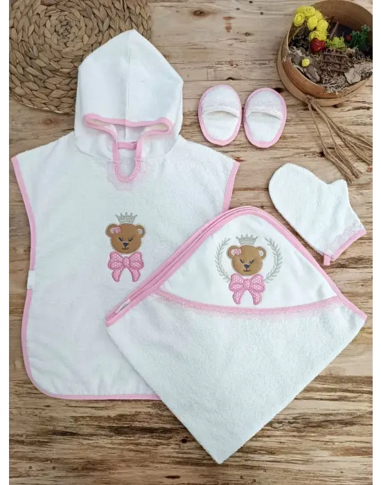 Omarı Yumuşak Bear Nakışlı Kız Bebek Havlu Seti