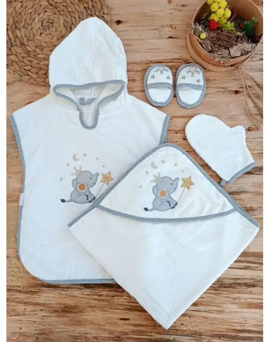 Omarı Yumuşak Fil Desenli Bebek Havlu Seti - Ekru