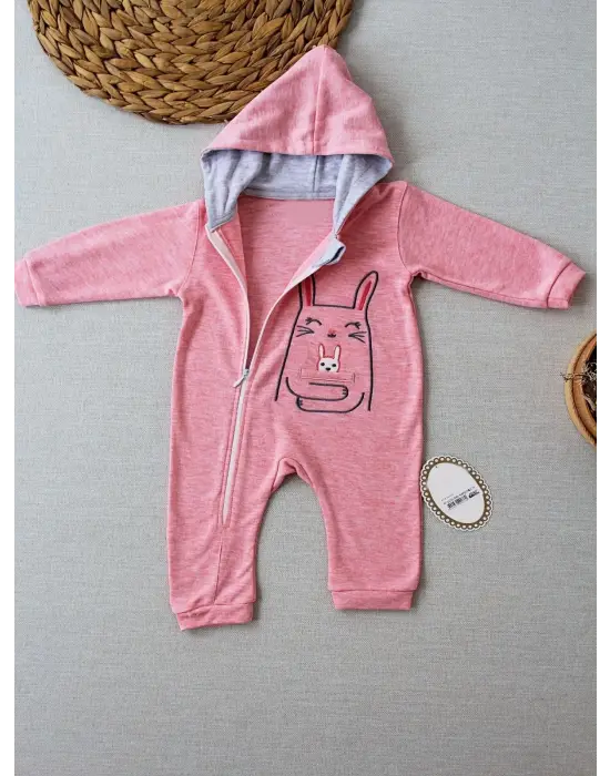 Omarı Yumuşak Kapşonlu Tavşan Nakışlı Bebek Tulumu Pembe