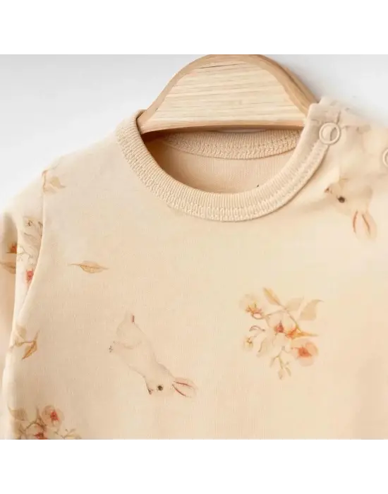 Omarı Yumuşak ve Şık Bej Çift Tulum Seti