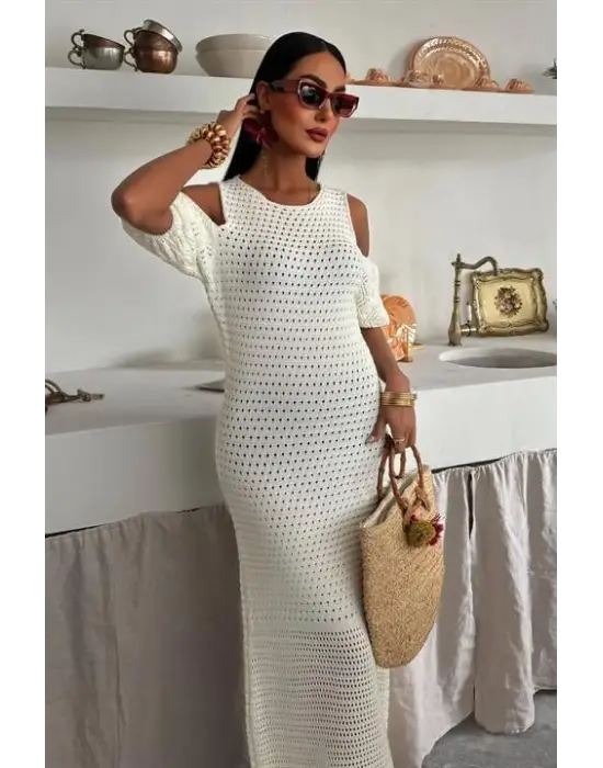 Omuz Detaylı Etek Ücü Püsküllü Triko Elbise 2862