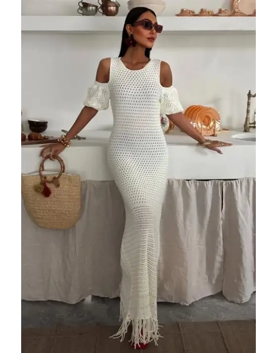 Omarı Şık Püsküllü Triko Elbise