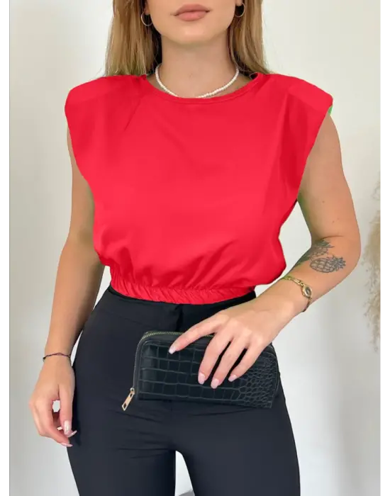 Omarı Kırmızı Omuzları Vatkalı Beli Lastikli Bluz