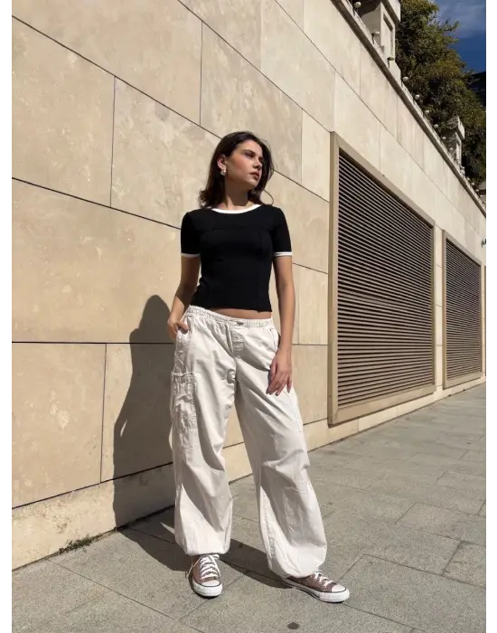 Omarı Yaka Kol Detaylı Şık Bluz