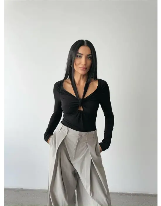Omarı Özel Tasarım Önden Bağlama Detaylı Siyah Bodysuit