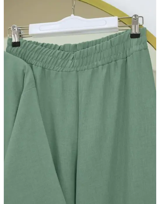 Omarı Eşsiz Stil: Mint Rengi Kimono Takımı