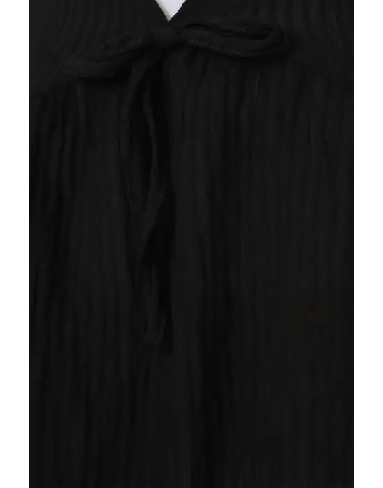 Önü Bağcıklı Uzun Kol Bluz 946 - Siyah