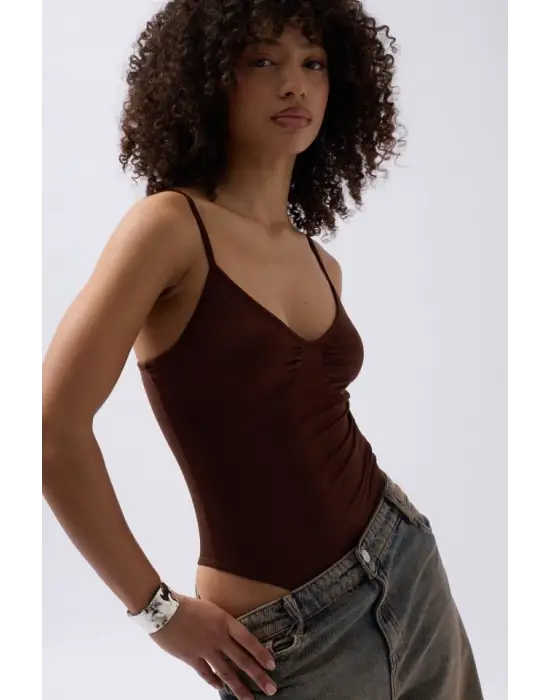 Önü Büzgülü Askılı Bodysuit