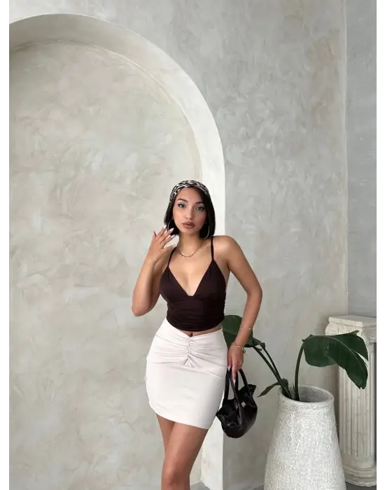 Omarı Şıklığıyla Göz Kamaştıran Büzgülü Etek - Bej