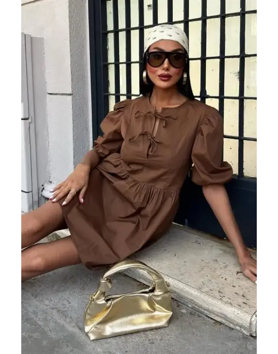 Omarı Fiyonk Detaylı Balon Kollu Elbise