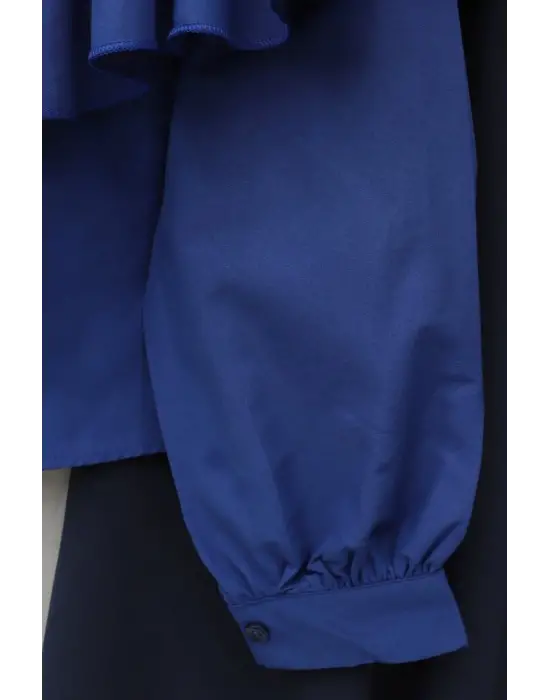 Önü Ve Omuzu Fırfır Detaylı Poplin Gömlek Bluz -Laci