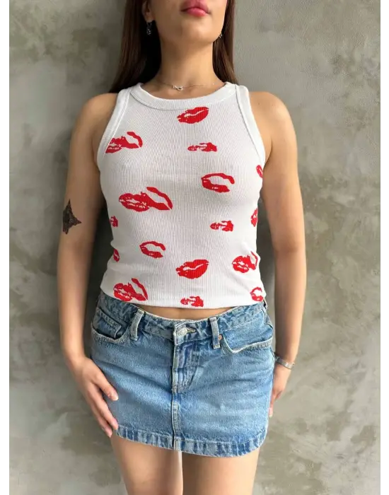 Omarı Romantik Desenli Bluz