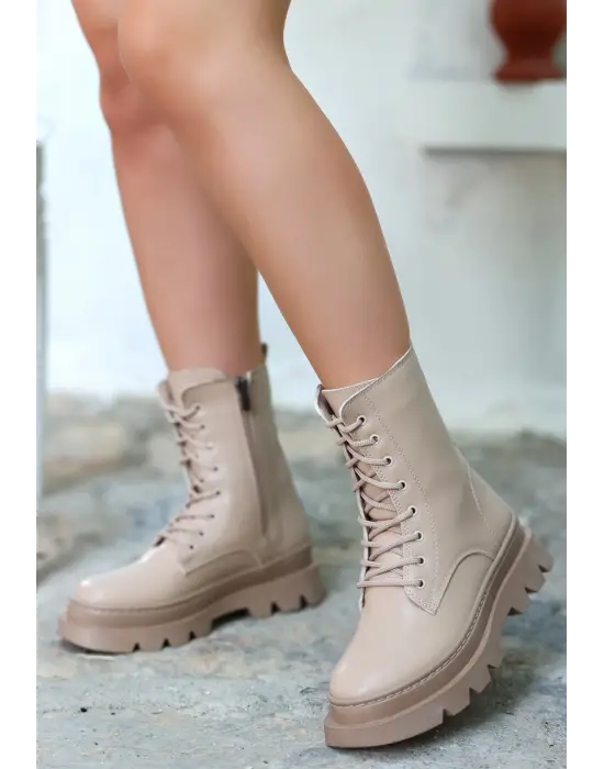 Iddialı Bağcıklı Bot