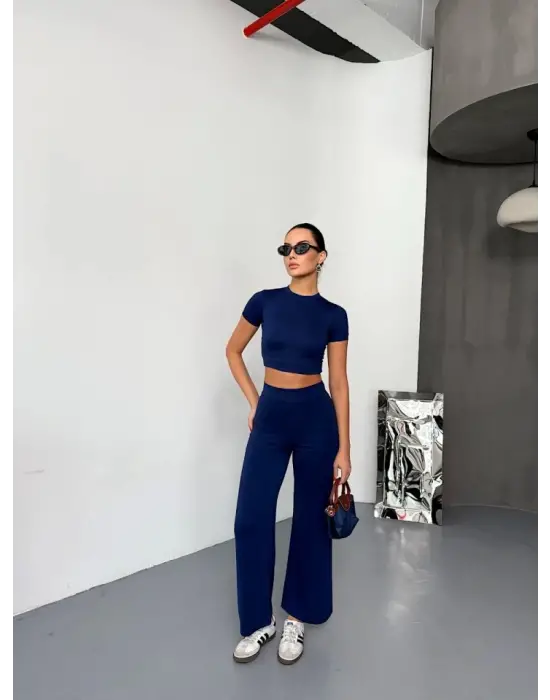 Osy Modal Yumuşak Dokulu Kumaş Kısa Kollu Crop Alt Ispanyol Paça Pantalon Ikili Takım - Lacivert