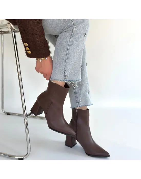 Oter Kahverengi Cilt Topuklu Bot