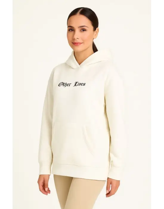 Oversize Üç İplik Şardonlu Kapüşonlu Sweatshirt – Beyaz “Other Lives” Ön Ve Arka Baskılı, Kanguru Cepli, Ribanalı Rahat Kışlık Model Beyaz