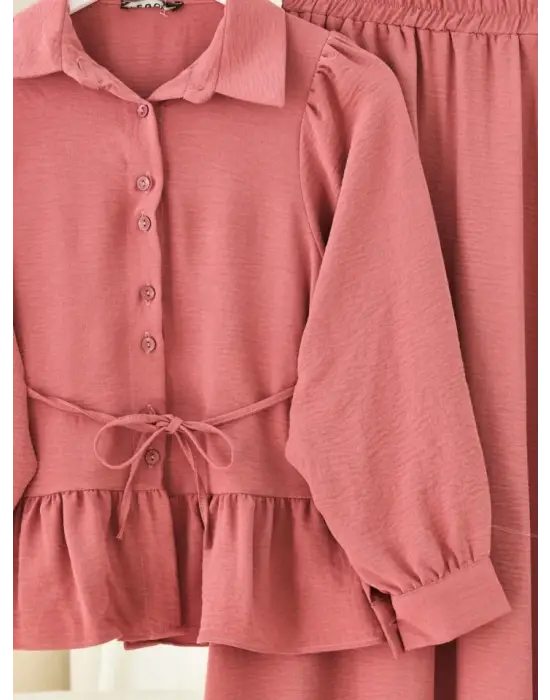 Omarı Çiçek Desenli Büzgülü Bluz Etek Takımı