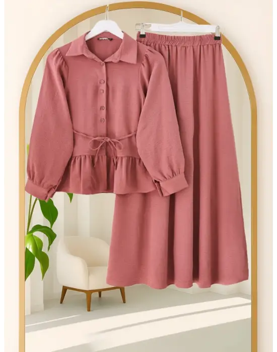 Omarı Çiçek Desenli Büzgülü Bluz Etek Takımı