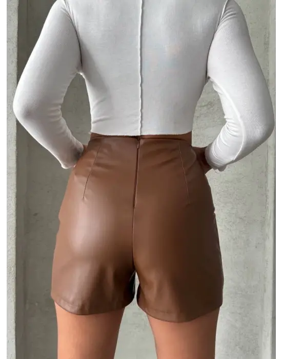 Parçalı cepli deri şort taba w26312