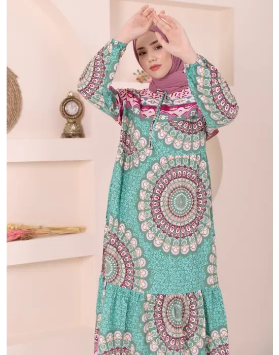 Yeşil Parçalı Deseli Bağcıklı Elbise