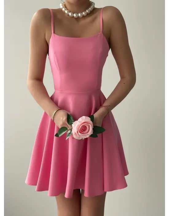 Omarı Çekici İp Detaylı Elbise