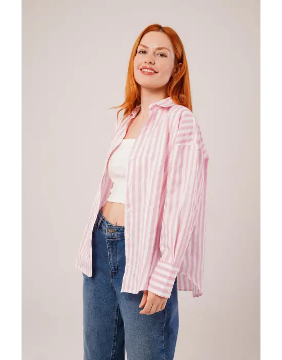 Omarı Pembe Çizgili Rahat Kesim Gömlek